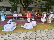 06